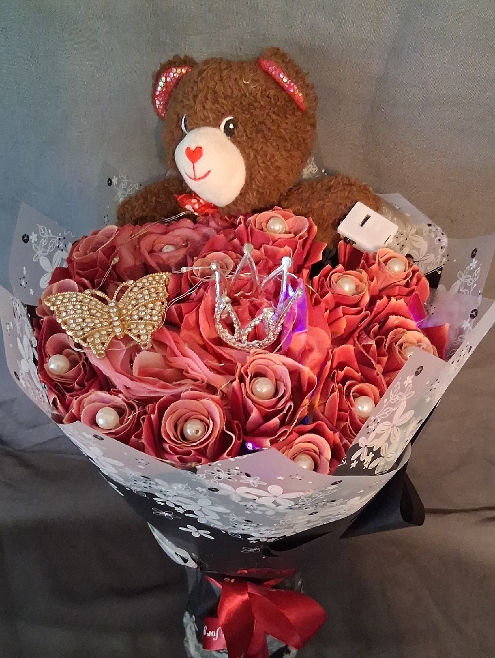 Brown Teddy Bear with Pink Rose Bouquet